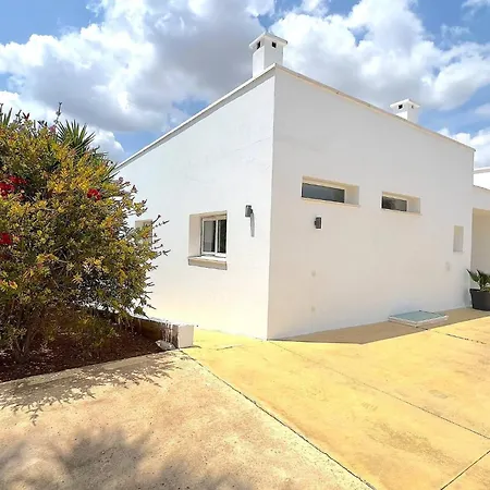 Villa Julieta 2km From Ibiza Town And 1km From Talamanca Santa Eularia des Riu