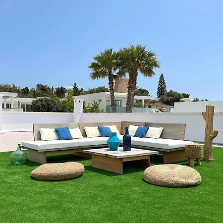 Julieta 2km From Ibiza Town And 1km From Talamanca *